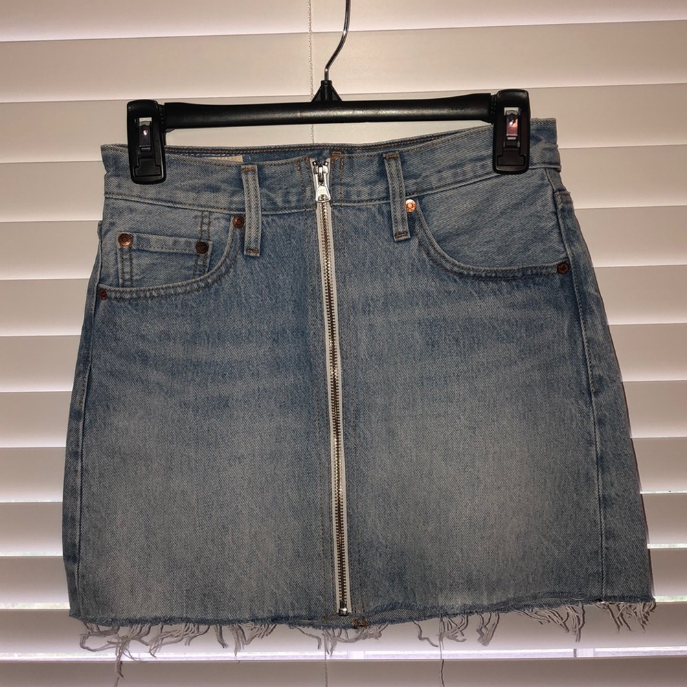 Women’s Levi’s Denim Skirt
